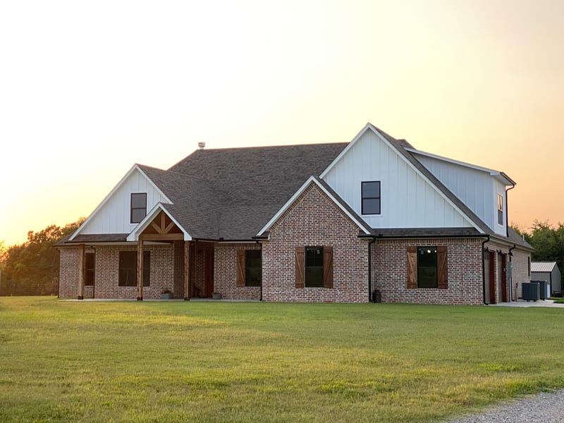 4BR- 3.5 BA — Seminole, OK